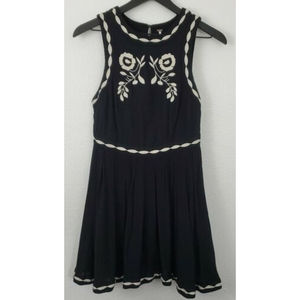 Free People Birds Of A Feather Black Embroidered Sleeveless Dress Size 4